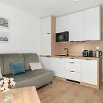 Stylowe Studia Z Tarasem W Poznaniu By Renters Познань