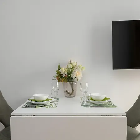 Stylowe Studia Z Tarasem W Poznaniu By Renters